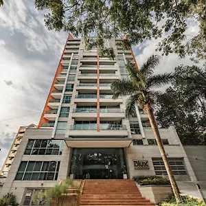 blux-apartments.colombiamedellinhotels.com/
